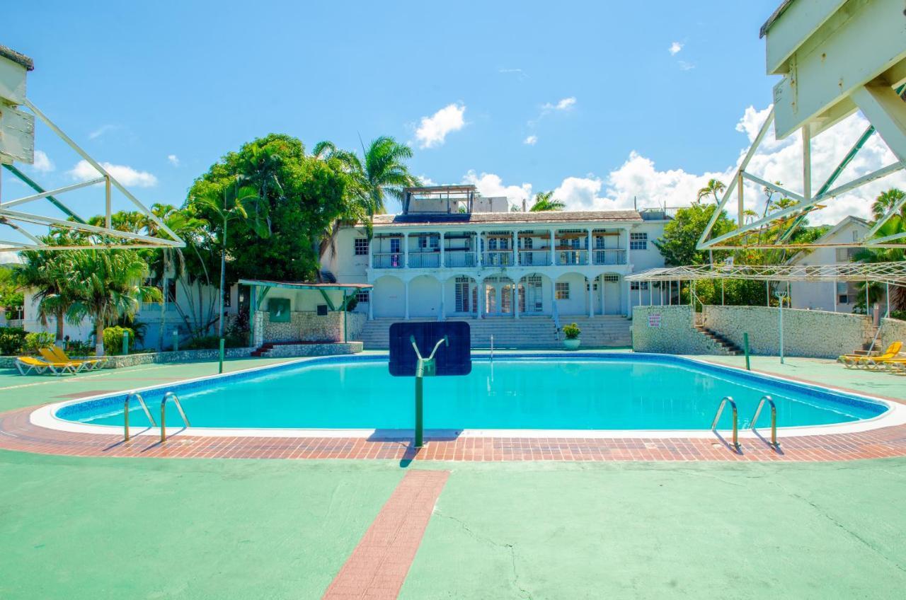 Marriott Seacastles E22, Montego Bay Aparthotel Εξωτερικό φωτογραφία